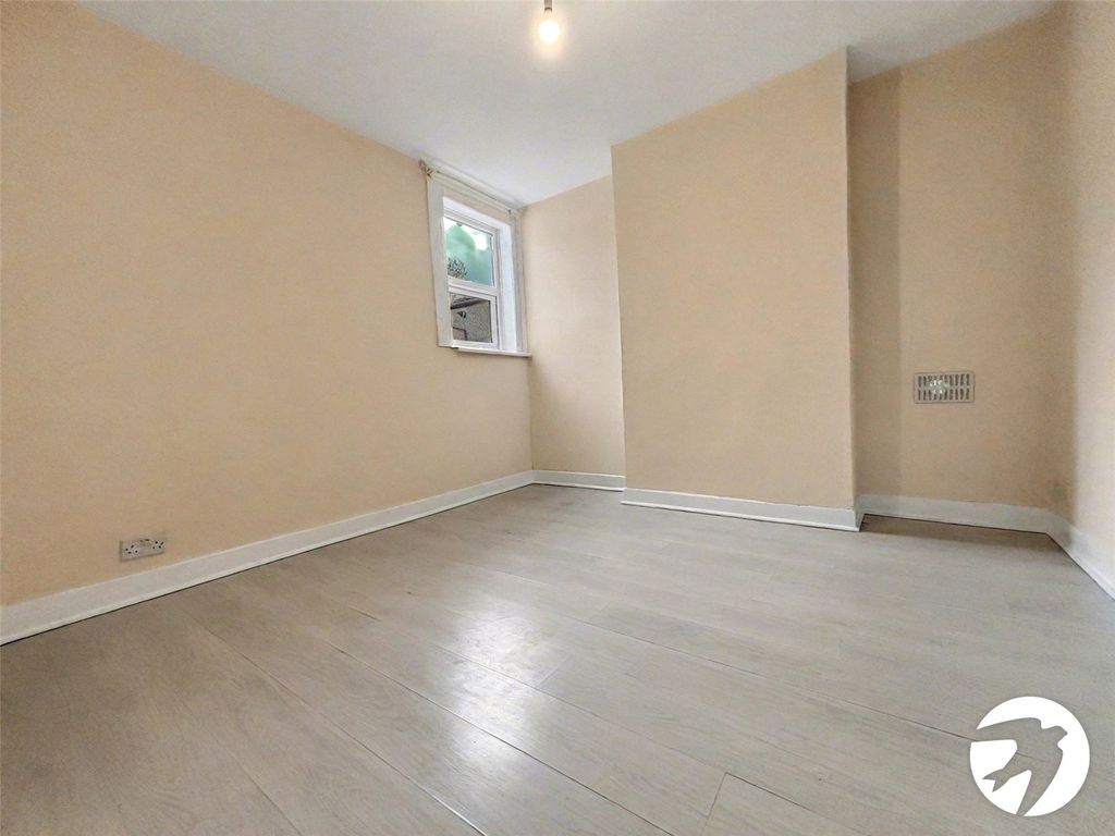 Property photo 2 of 4 Picture No. 13