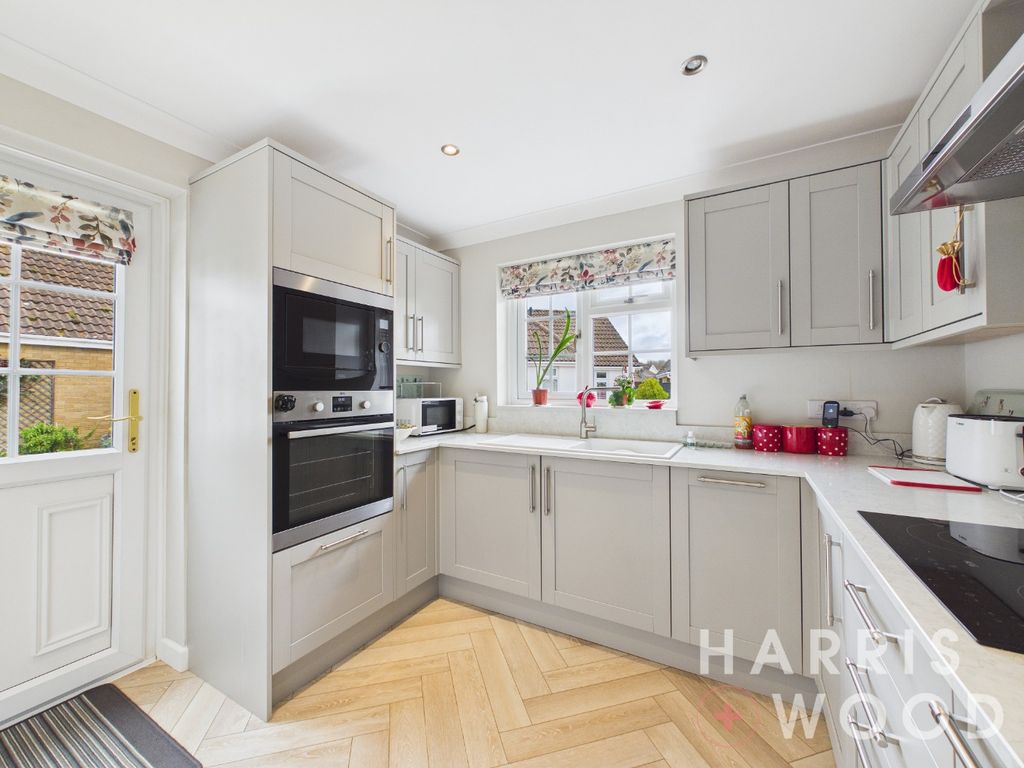 Property photo 3 of 24 4938143