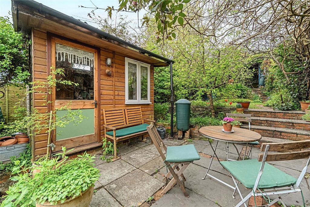 Property photo 3 of 22 Picture No. 03