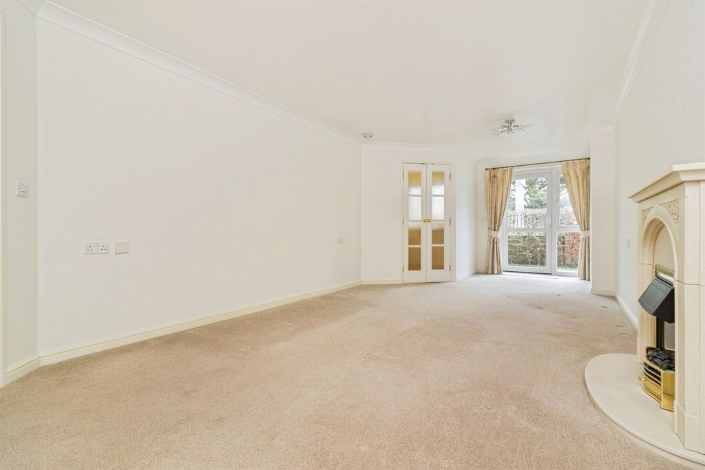 Property photo 3 of 20