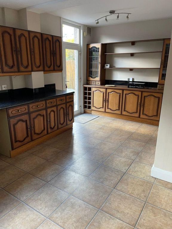 Property photo 3 of 7 Photo 3