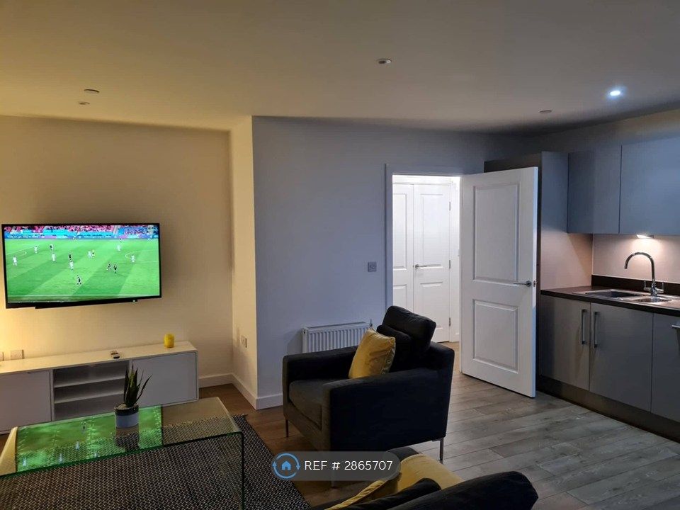 Property photo 2 of 13 Sitting Room