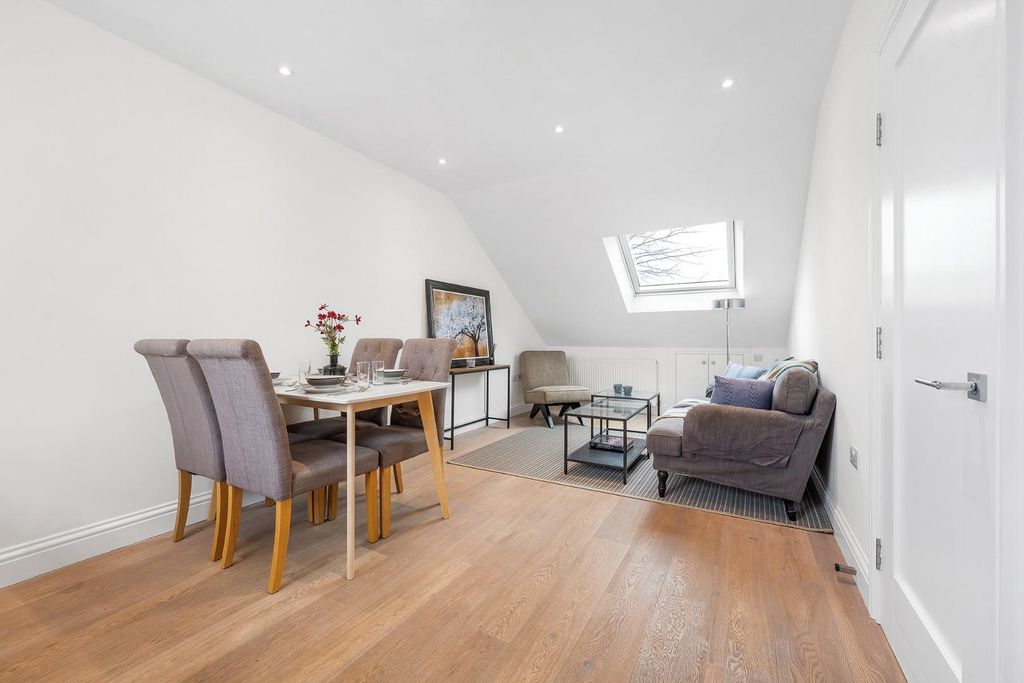 Property photo 2 of 9 Reception.Jpg