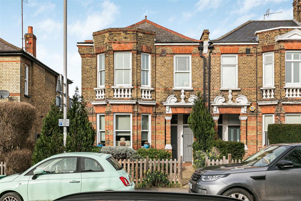 Property photo 1 of 24