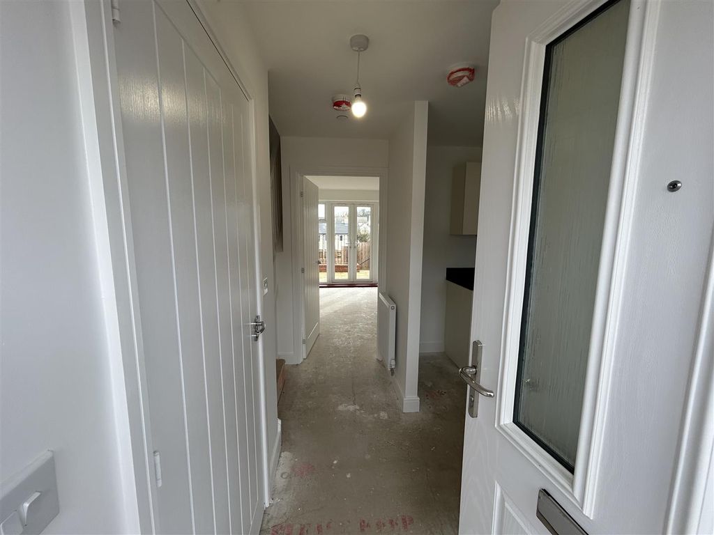 Property photo 2 of 11 Image00002 (5).Jpeg