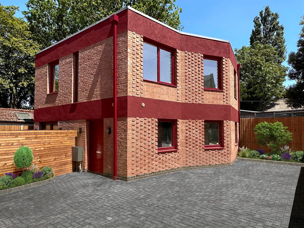 Property photo 1 of 10