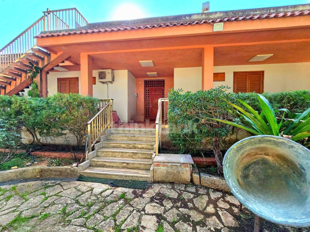 Property photo 2 of 38