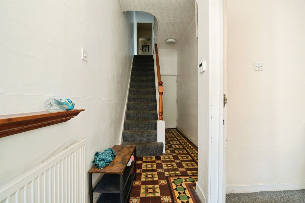 Property photo 3 of 23