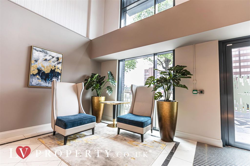 Property photo 3 of 17 18.Jpg