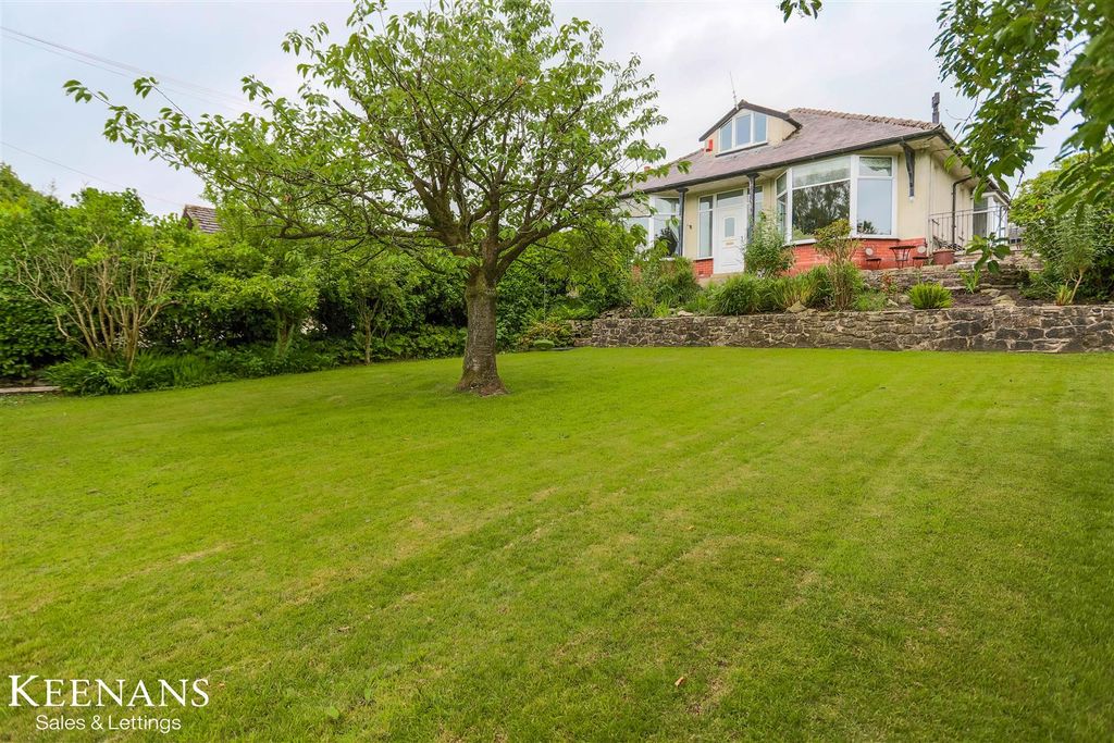 Property photo 2 of 61 Img_2227.Jpg