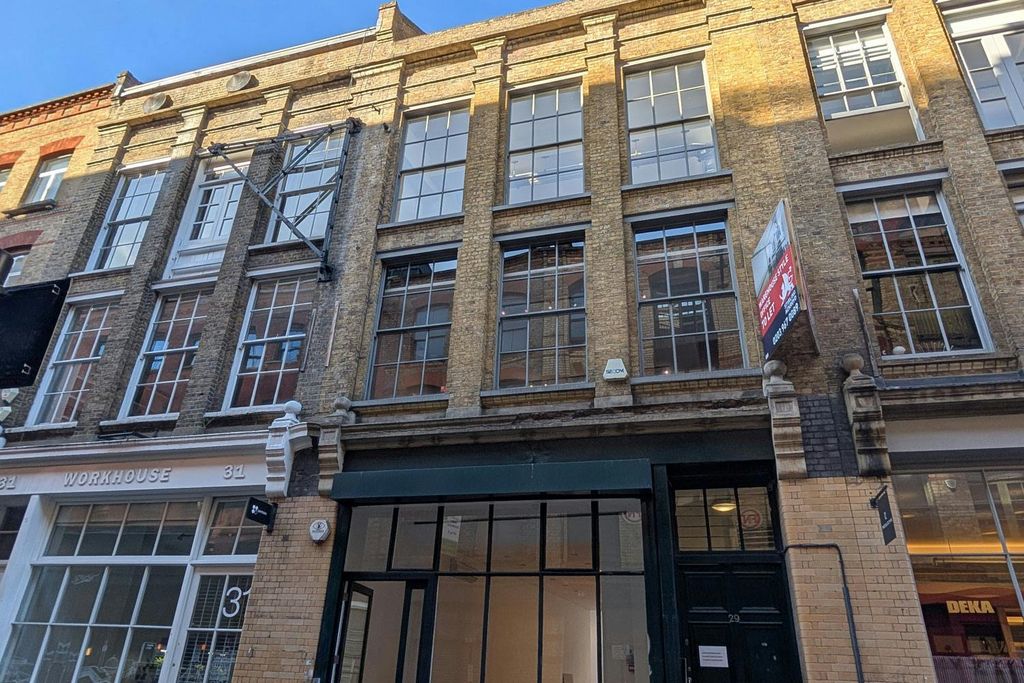 Property photo 3 of 6 29Charlotteroadec2A3Pbshoreditchofficeshowroomstudio2Ndfloorexternal2Dominionlondon.Jpg