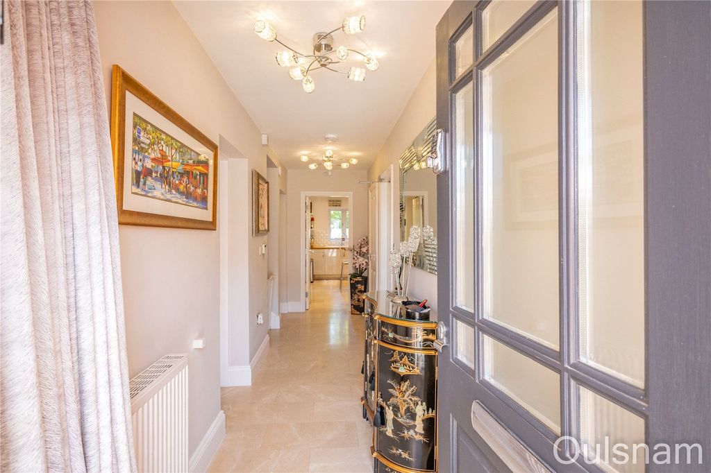 Property photo 2 of 33 Picture No. 08