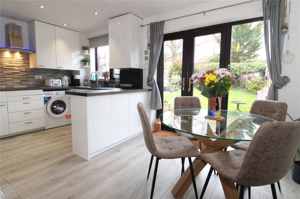 Property photo 3 of 14 Picture No. 05