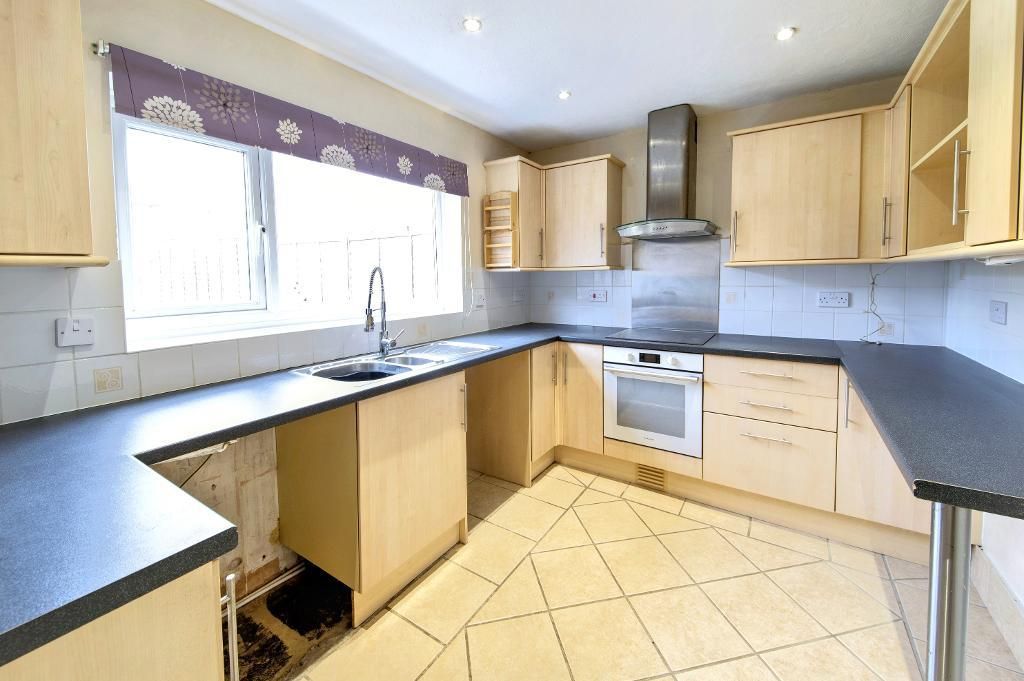 Property photo 2 of 16 Photo 2