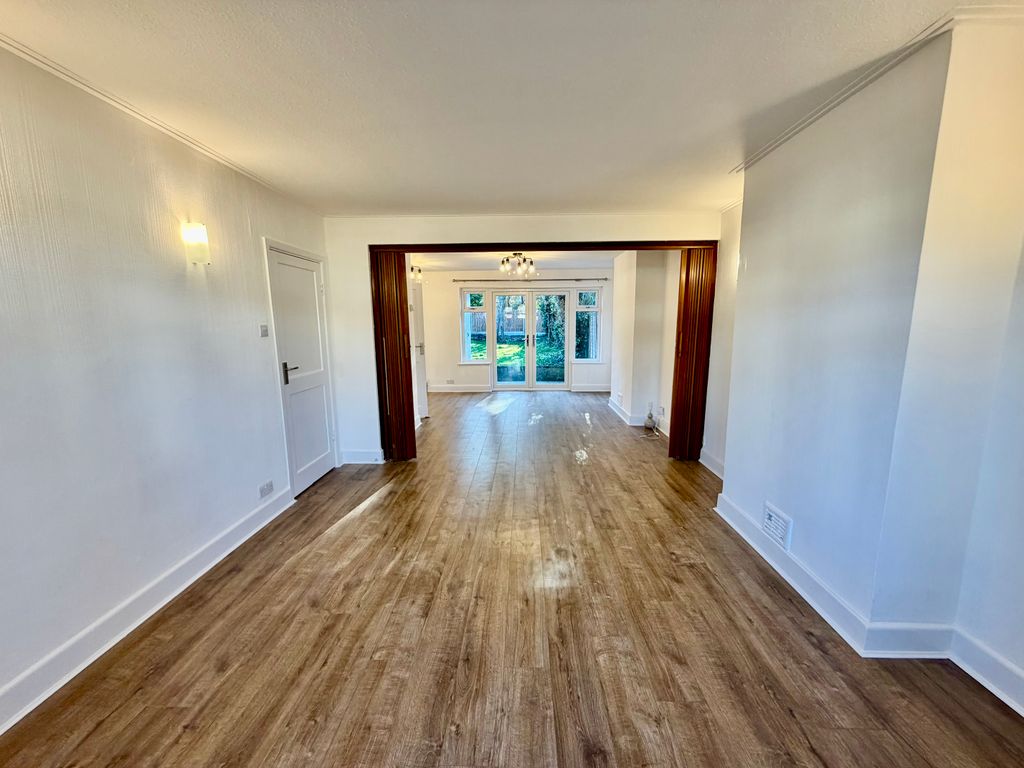 Property photo 2 of 20 Property