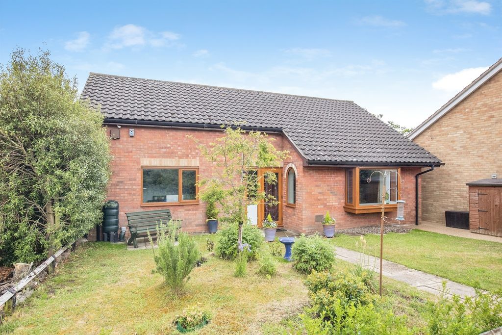 Property photo 1 of 24