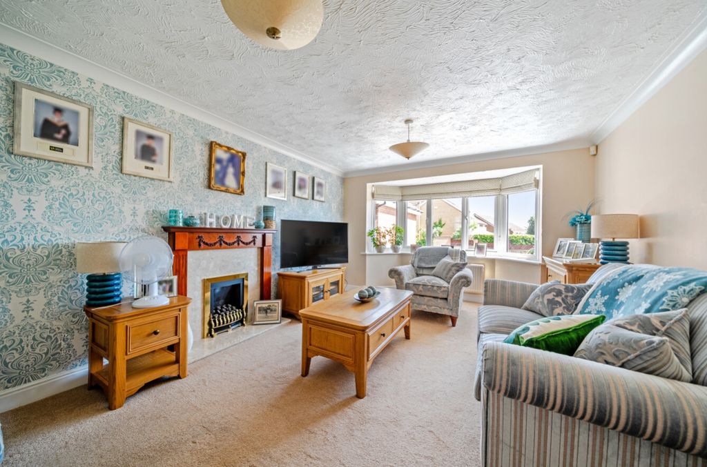 Property photo 2 of 25 1483146-1-6A3Dad3B0Ec3d