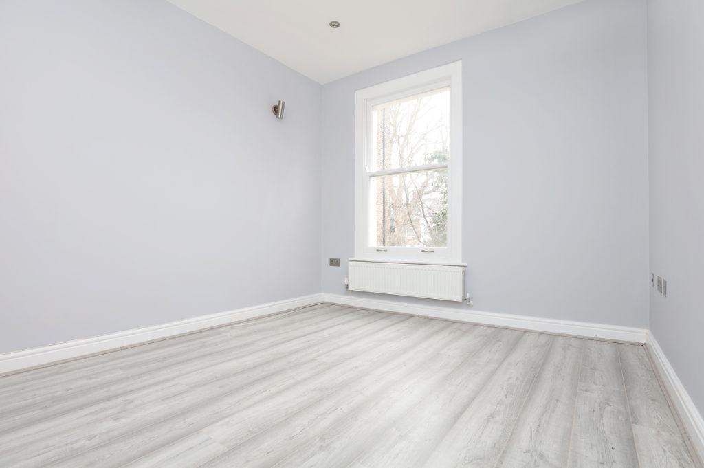 Property photo 1 of 3