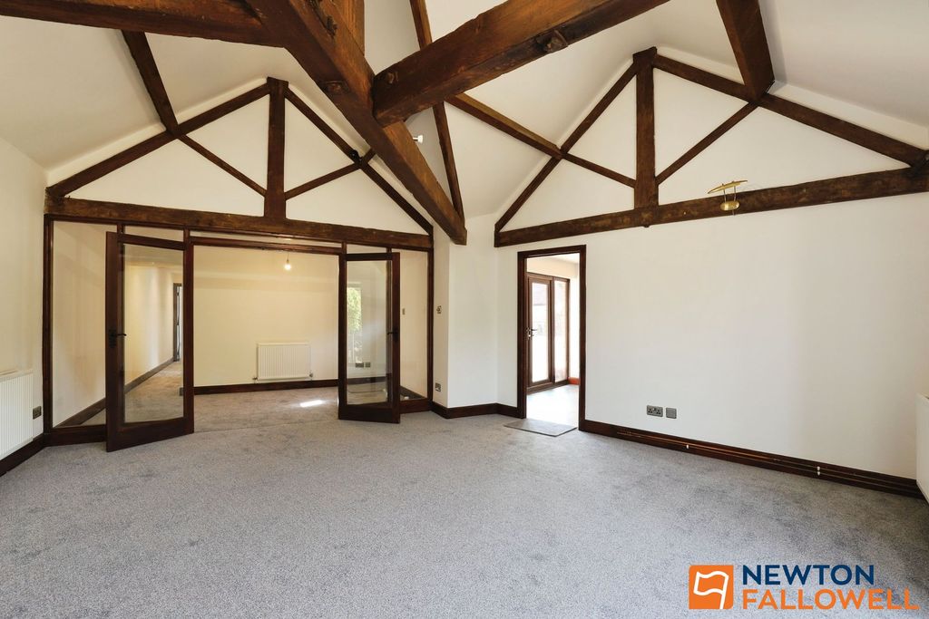 Property photo 3 of 23