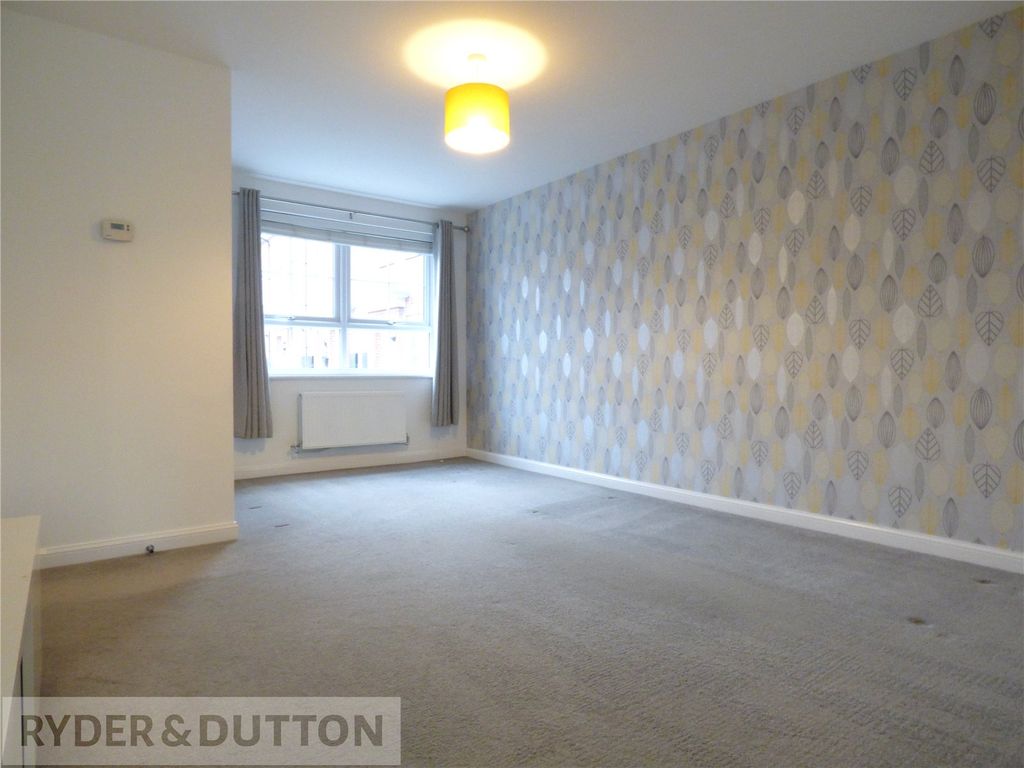 Property photo 2 of 20 Lounge