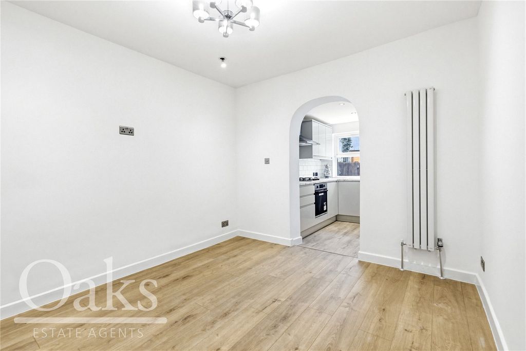 Property photo 2 of 12 Picture No. 03