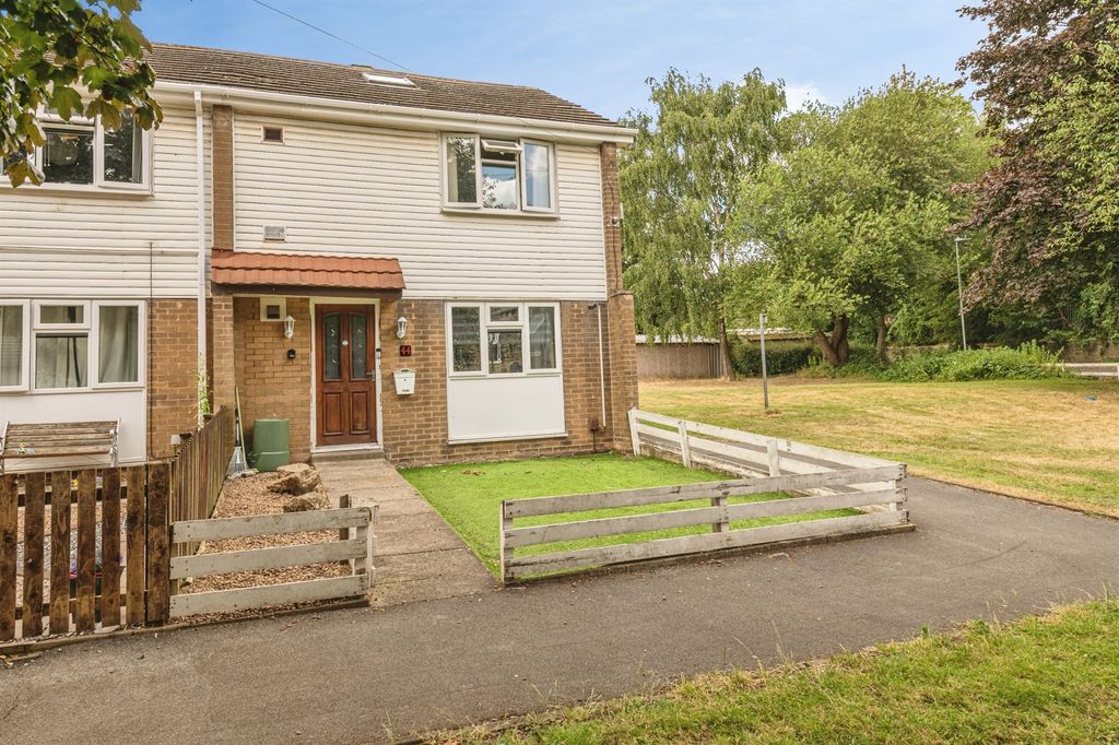 Property photo 1 of 14