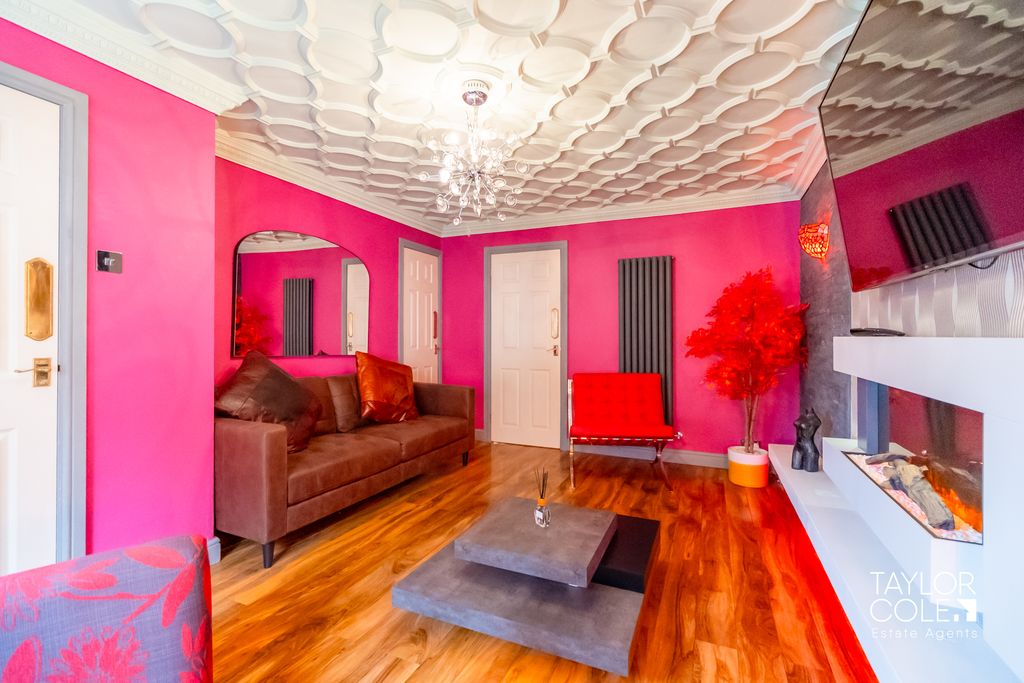 Property photo 3 of 26