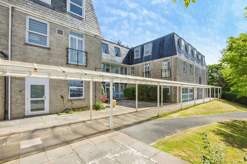 Property photo 1 of 12 External Of Building