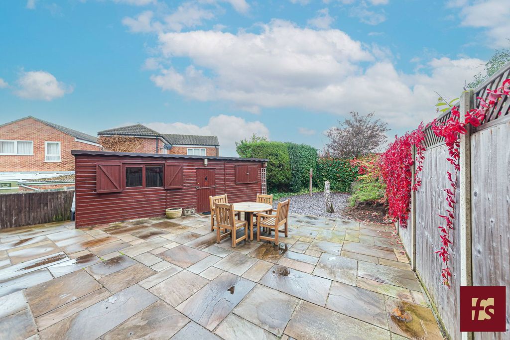 Property photo 3 of 18