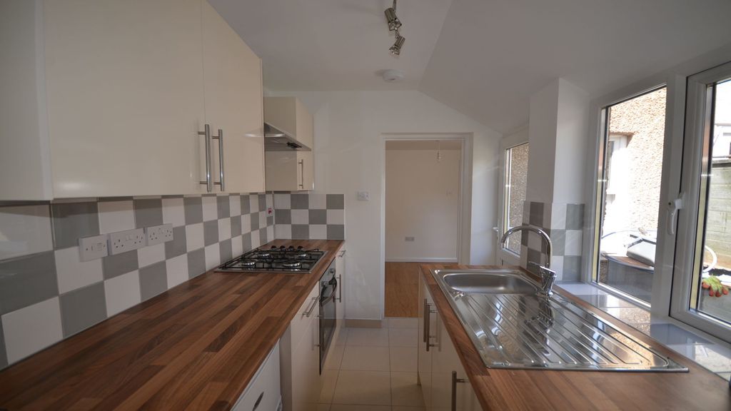 Property photo 2 of 12 Kitchen2_Result.Jpg