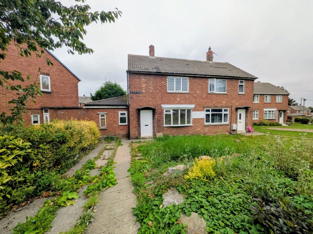 Property photo 1 of 8 1000000558