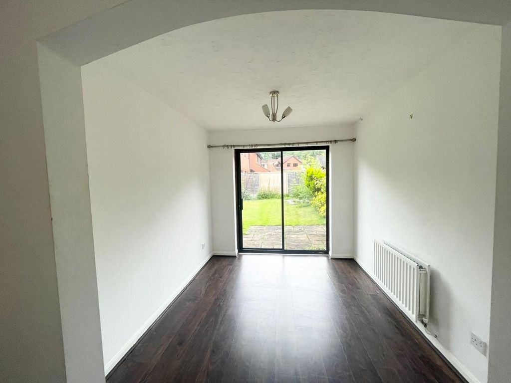 Property photo 3 of 11 Img_2009.Jpg