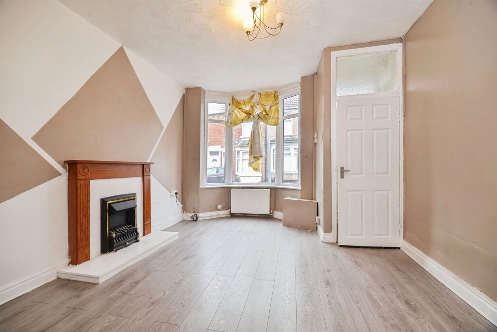 Property photo 3 of 11