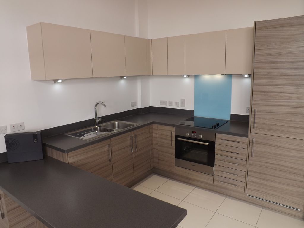 Property photo 3 of 10