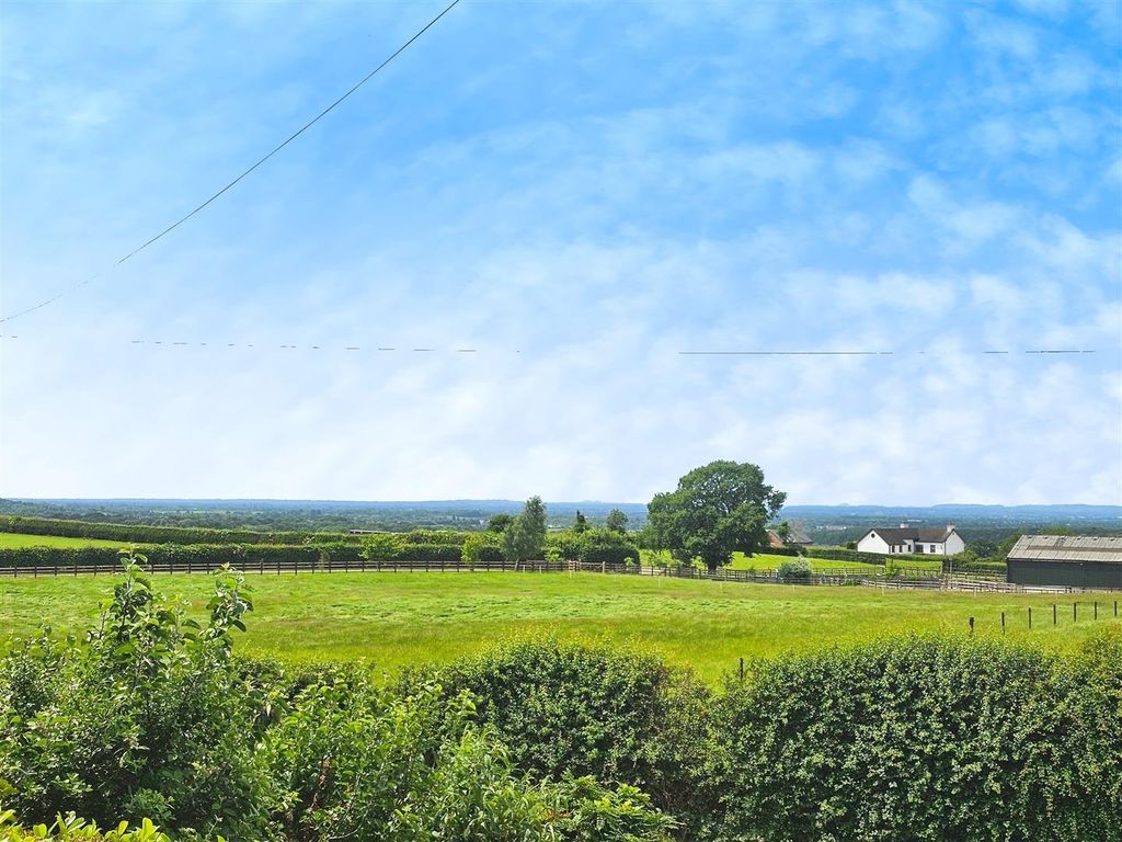 Property photo 2 of 25 Fa97d3F5-20250603_125634.Jpg