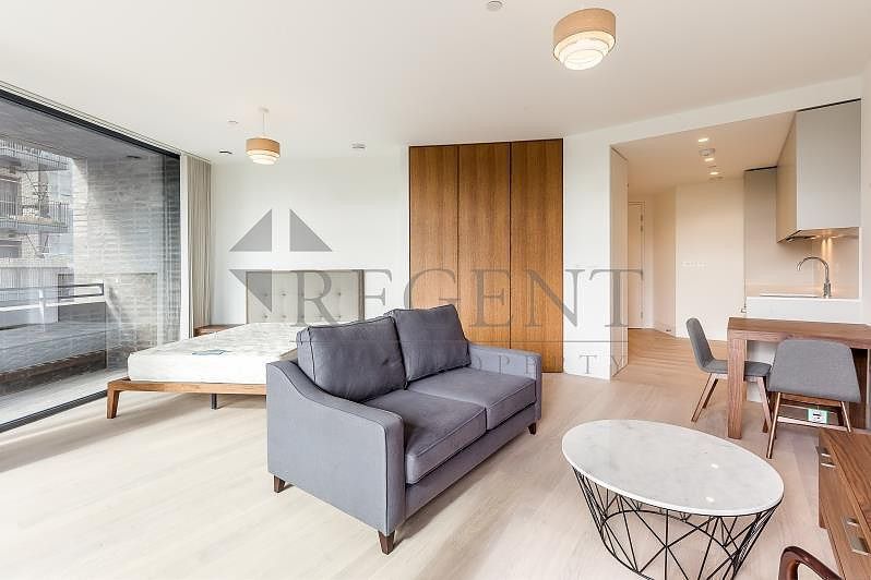 Property photo 2 of 8 Open Plan//Reception