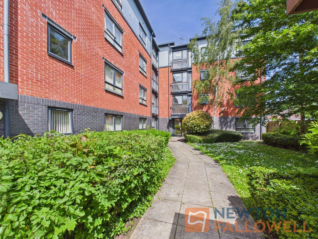 Property photo 1 of 22