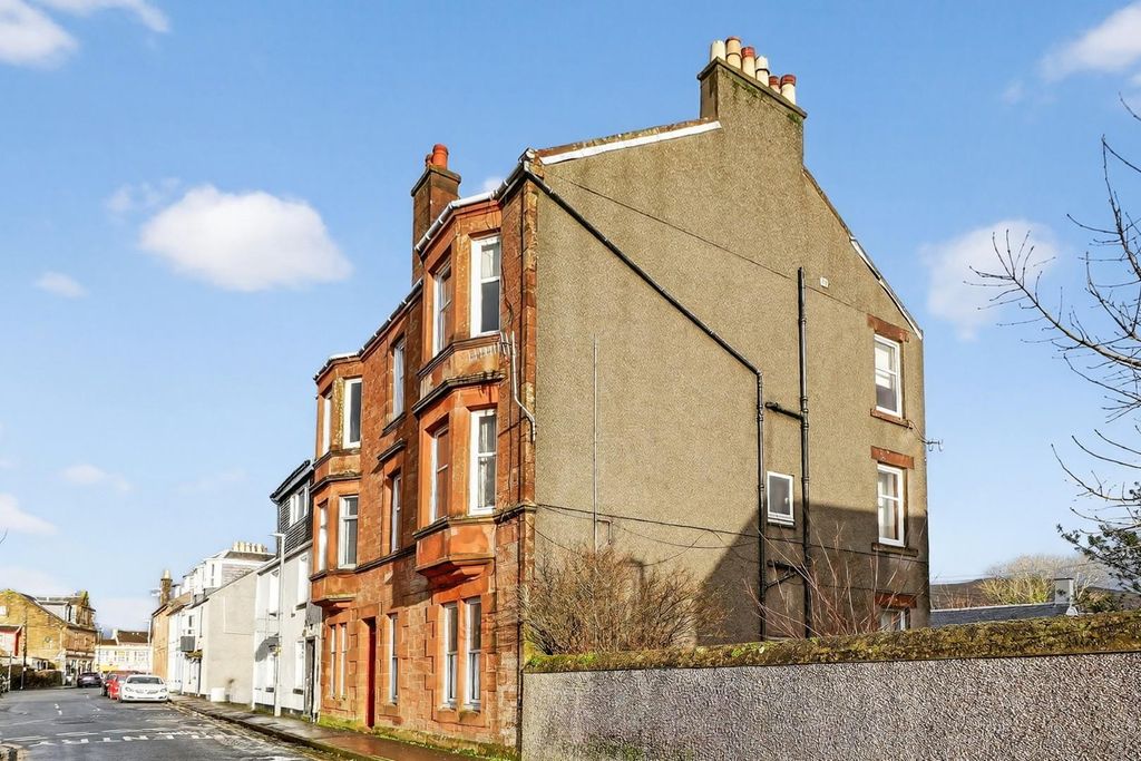 Property photo 2 of 15 2_19 Crawford Street, Largs _02.Jpg