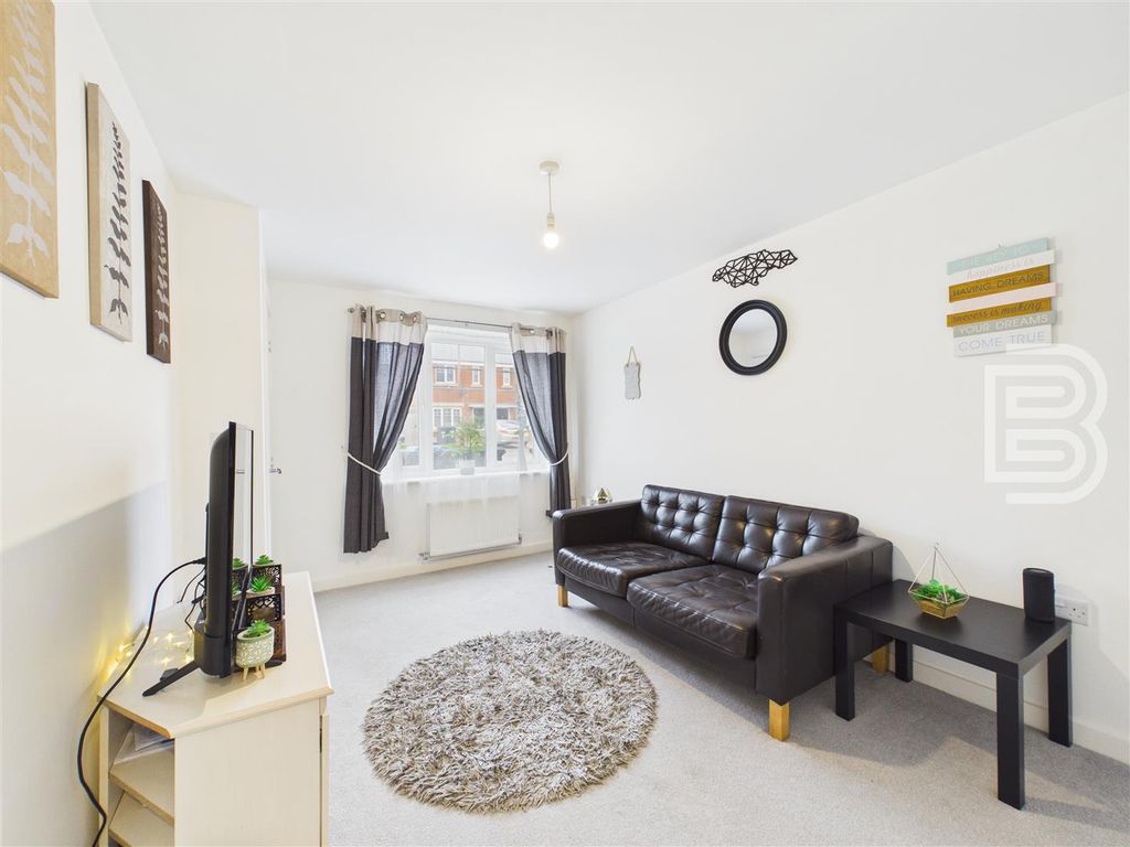 Property photo 3 of 14 Living Room (1).Jpg