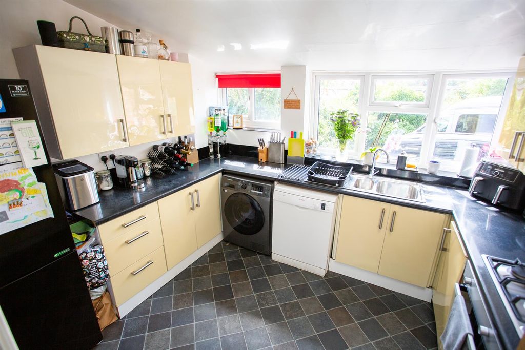Property photo 3 of 17 Derb9172.Jpg