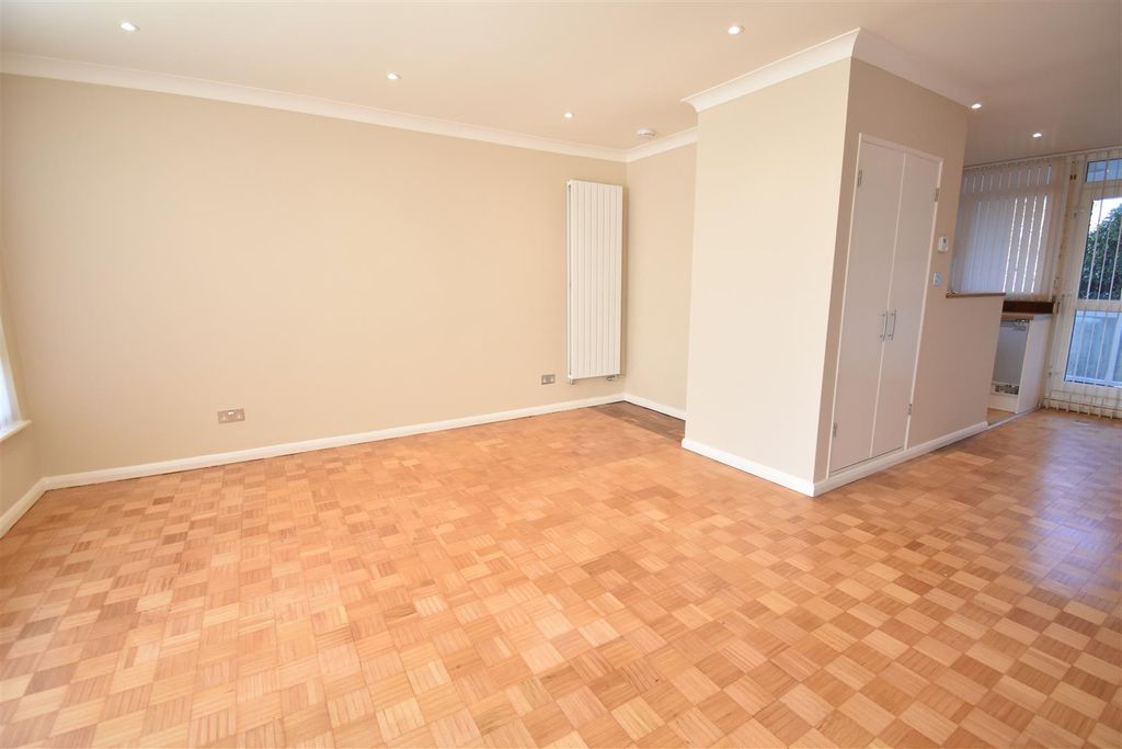 Property photo 3 of 9 Dsc_0014.Jpg