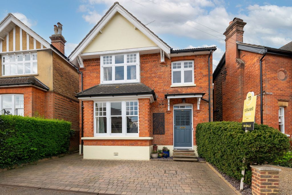 Property photo 1 of 30