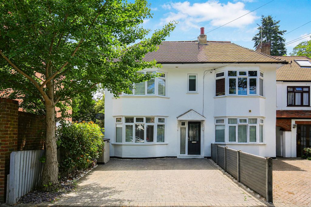 Property photo 1 of 34 1731345962 - 1.Jpg