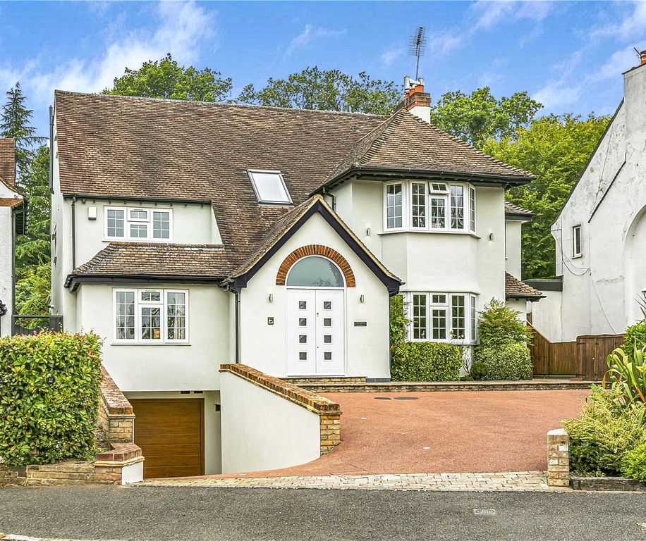 Property photo 2 of 33 Picture No. 75