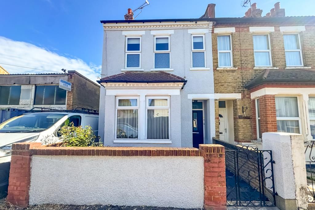 Property photo 3 of 12 Front