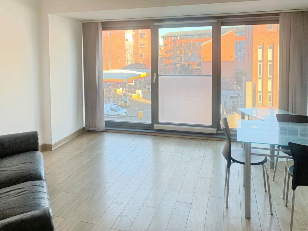 Property photo 3 of 11