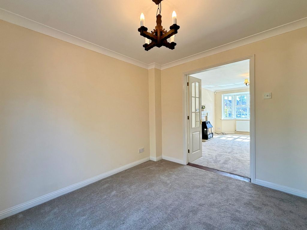 Property photo 3 of 20