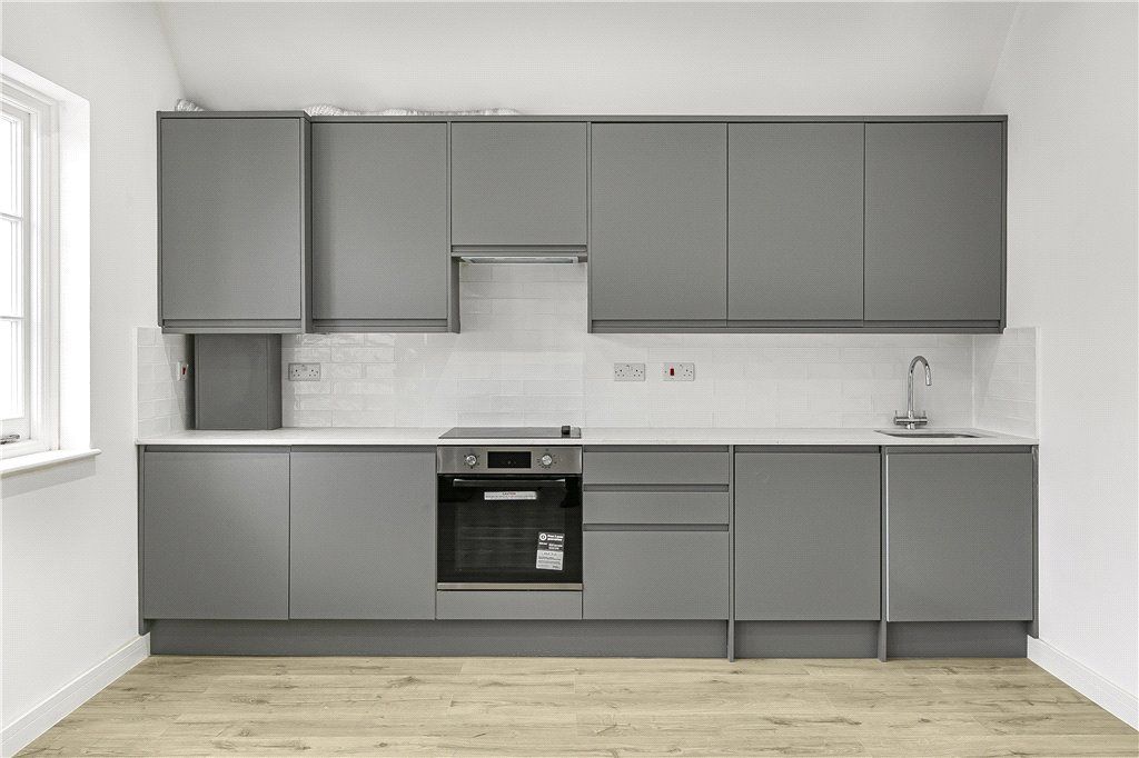 Property photo 2 of 12 Kitchen/Reception