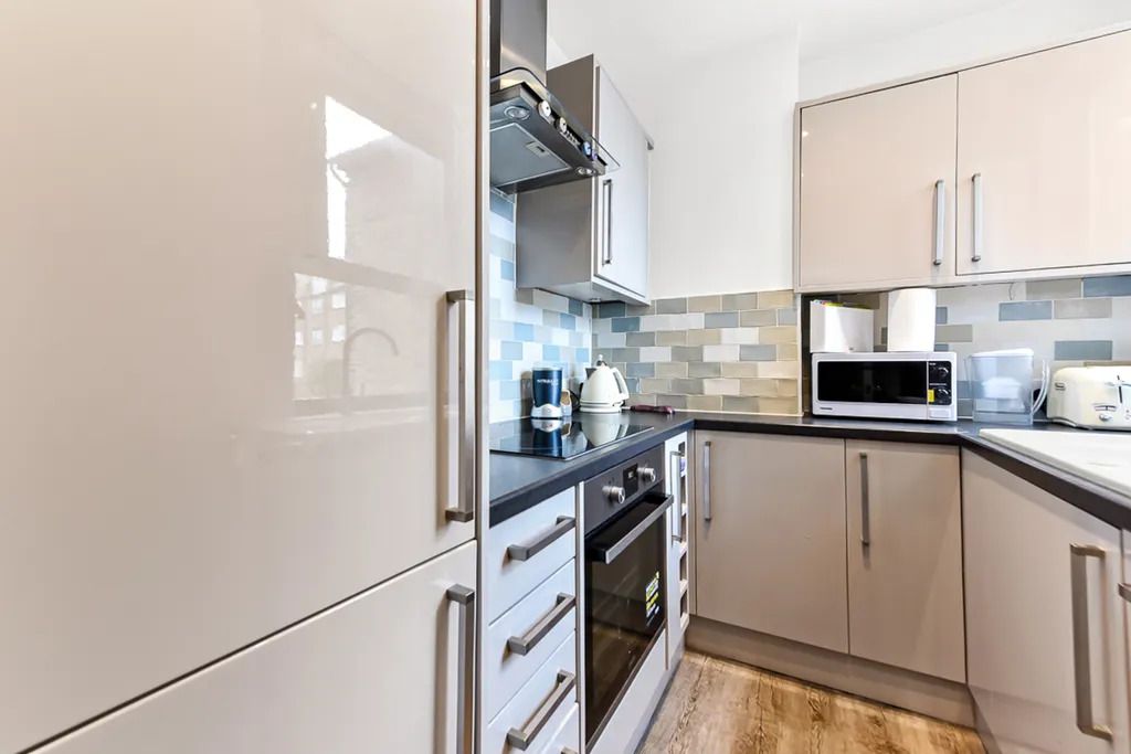 Property photo 2 of 9 2