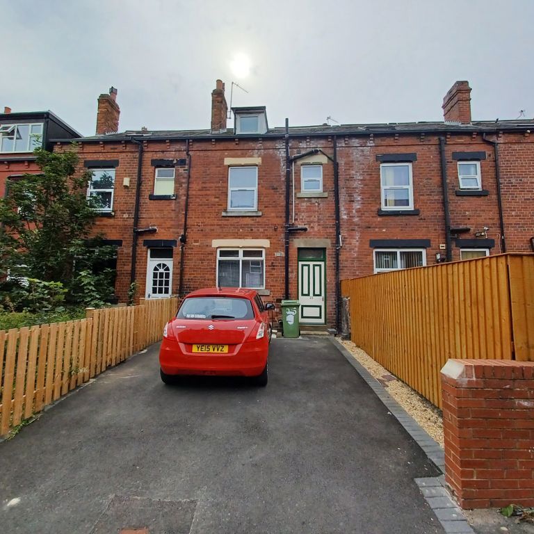 Property photo 3 of 12 Picture No. 02